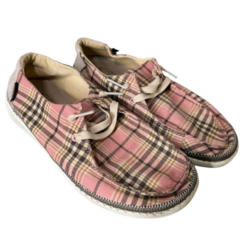 Hey Dude Wendy Plaid Pink Womens Sz 7 Lightweight Grunge Casual Slip On